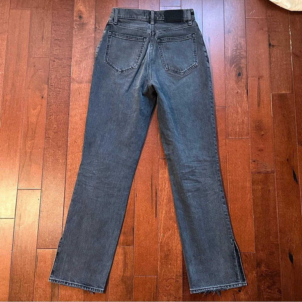 Abercrombie & Fitch Grey The 90’s Ultra High Rise Straight Leg Jeans - Picture 6 of 6
